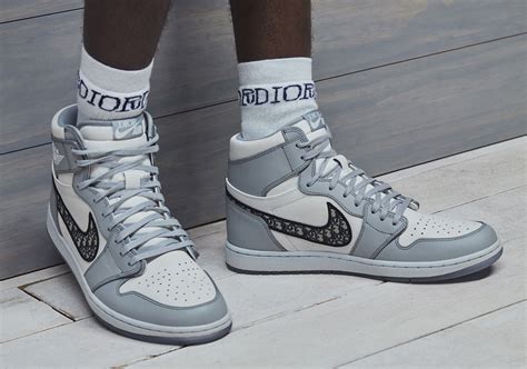 nike dior jordan 1 release date|jordan 1 high dior stockx.